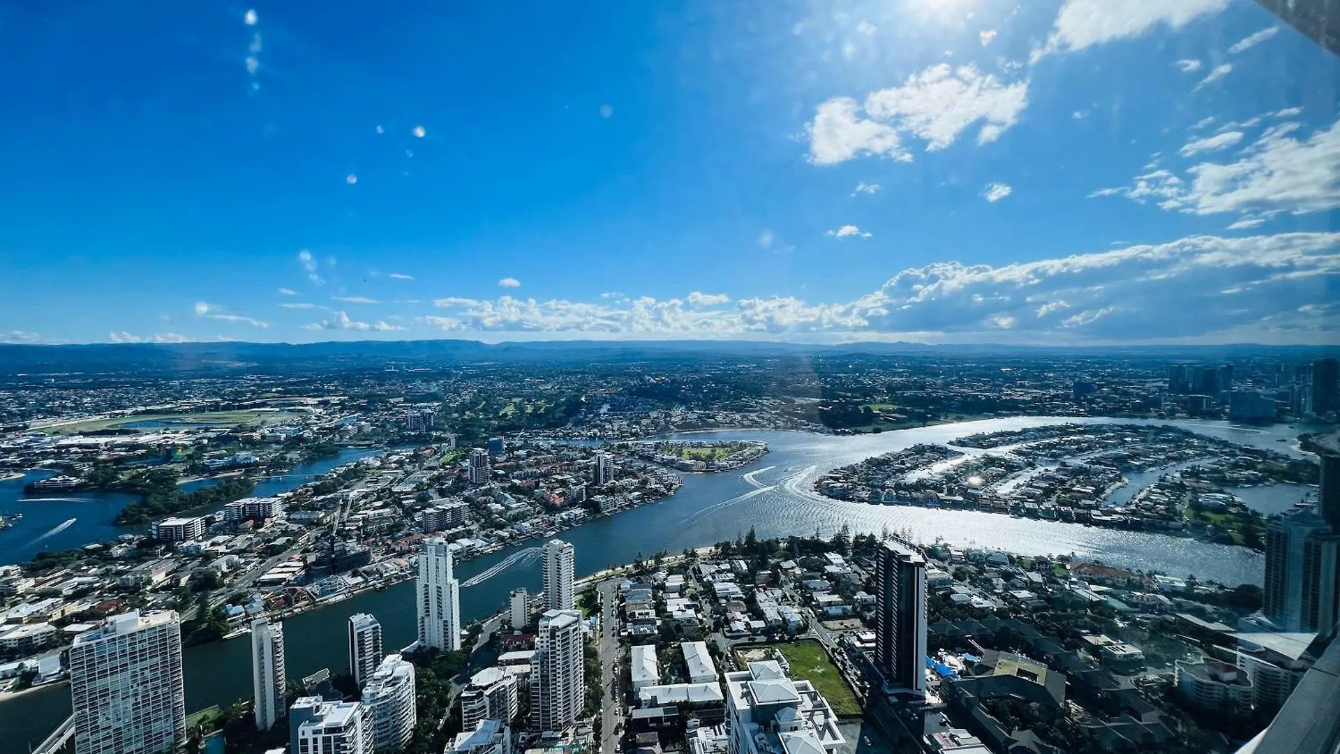 Apartment Oceanfront Retreat Serene Views Walk To The Beach Gold Coast