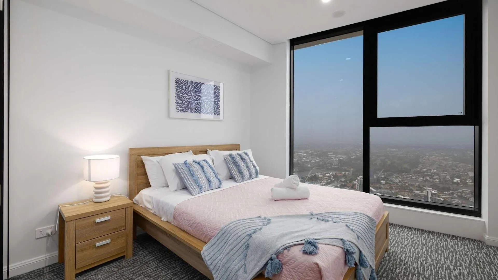 Apartment Oceanfront Retreat Serene Views Walk To The Beach Gold Coast
